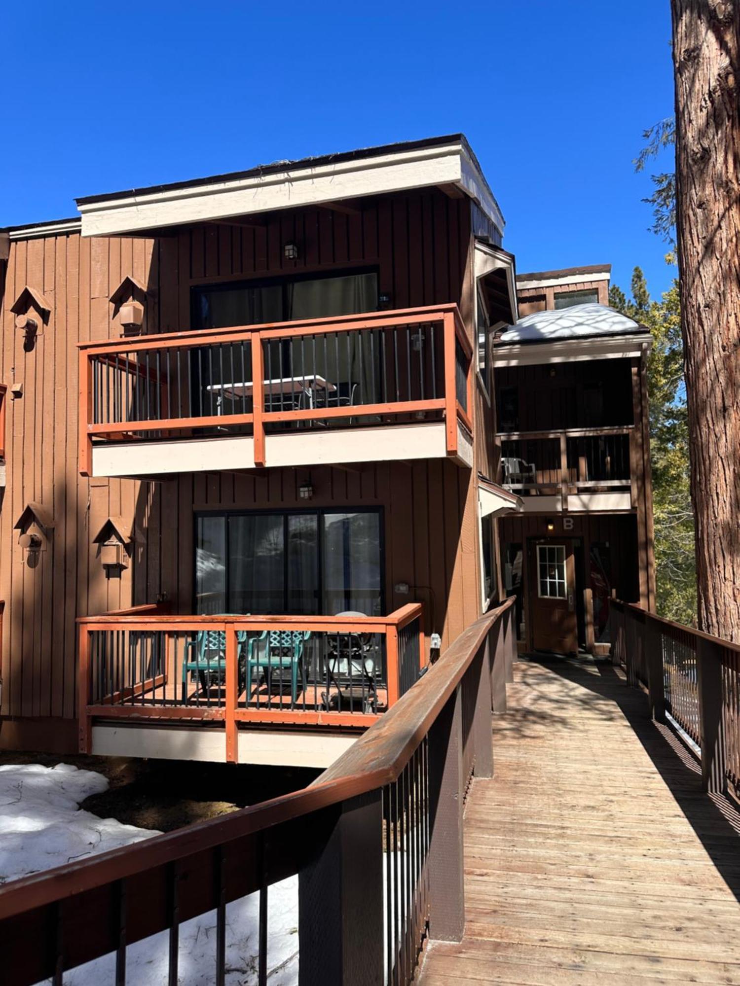 Yosemite Condominium Loft Unit -B202 Йосемити Уест Екстериор снимка
