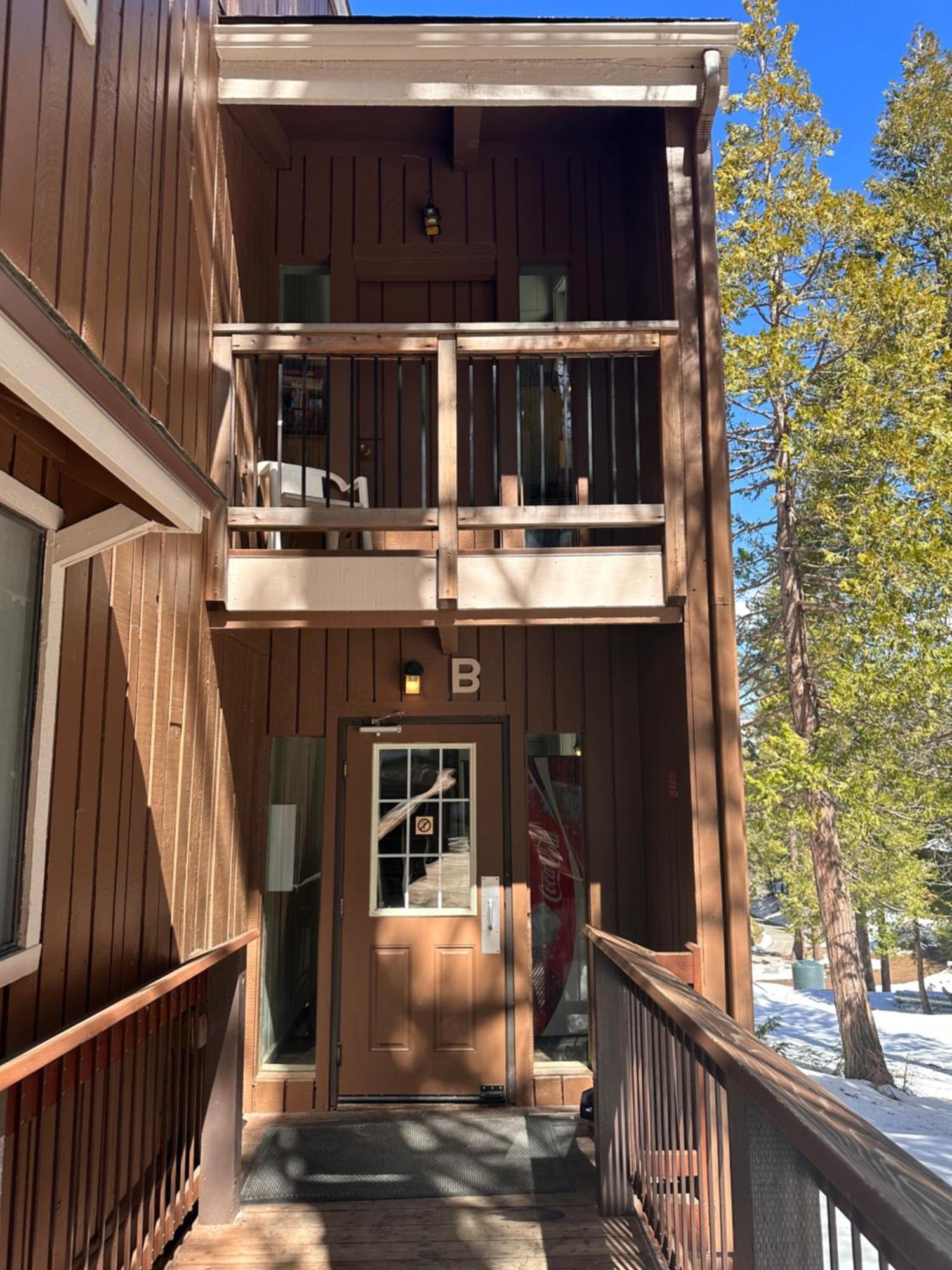Yosemite Condominium Loft Unit -B202 Йосемити Уест Екстериор снимка