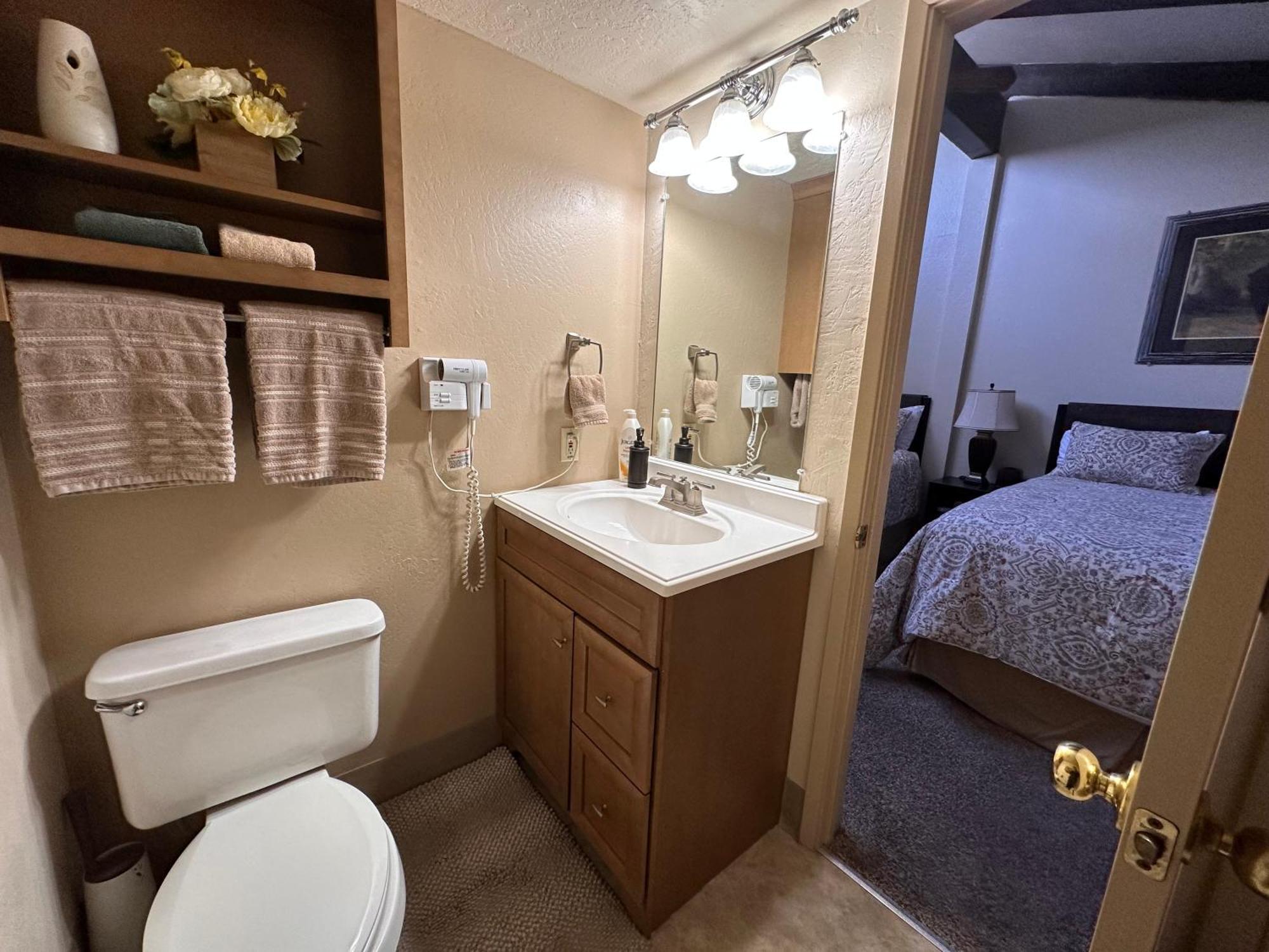 Yosemite Condominium Loft Unit -B202 Йосемити Уест Екстериор снимка
